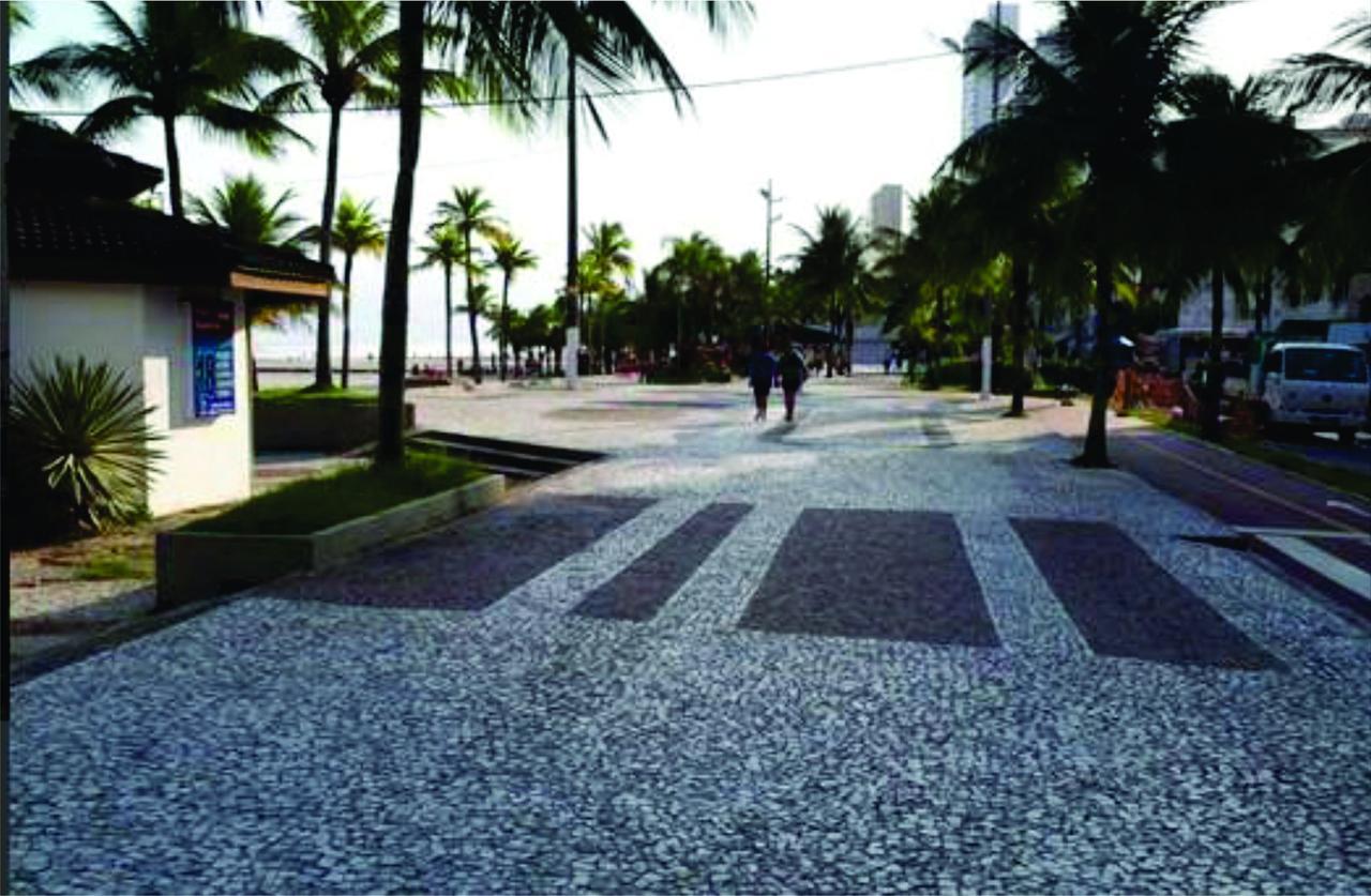 KIT MOBILIADO DE FRENTE PARA O MAR - Sem garagem Praia Grande  Bagian luar foto